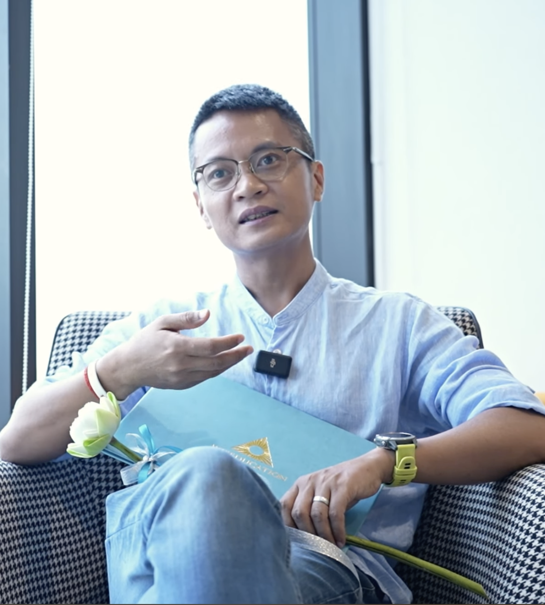 Mr. Đặng Minh Sơn